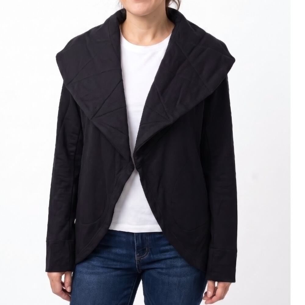 NWT Soft Drape Shoulder KAREN KANE Sky Country Black Quilted Jacket Small S